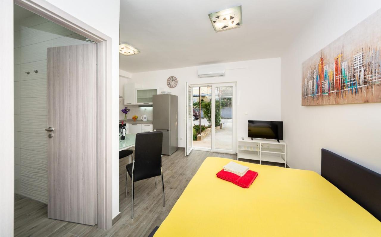 Apartmani Mary Split Bagian luar foto